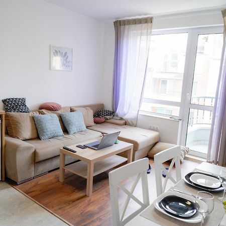 Central Cosy, Fully Renovated 2Bd Near The Cathedral 바르나 외부 사진