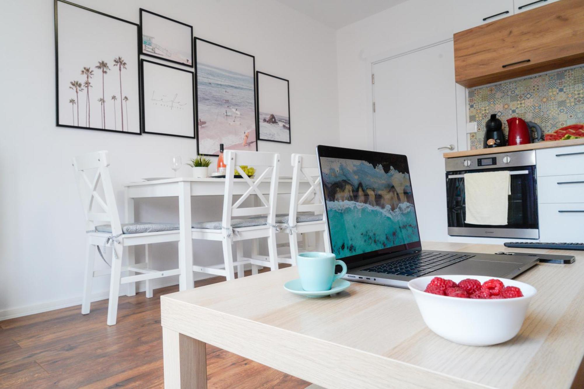 Central Cosy, Fully Renovated 2Bd Near The Cathedral 바르나 외부 사진