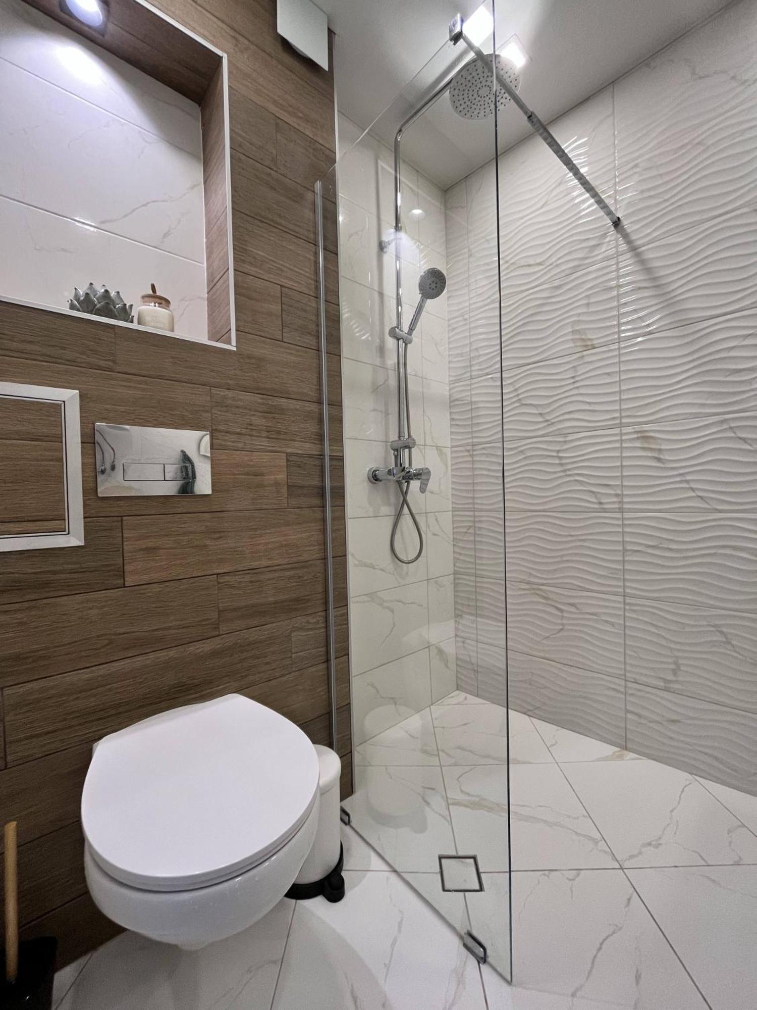 Central Cosy, Fully Renovated 2Bd Near The Cathedral 바르나 외부 사진
